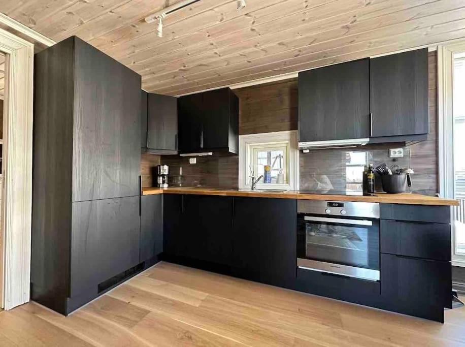 Lovise Mountain Apartment Stranda  Exterior foto